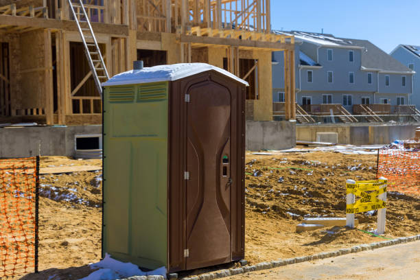 Best Temporary restroom rental  in Dewitt, IA